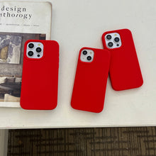 Load image into Gallery viewer, iPhone 12/13/14/15/16 SERIES Silicone Case with MagSafe (RED)
